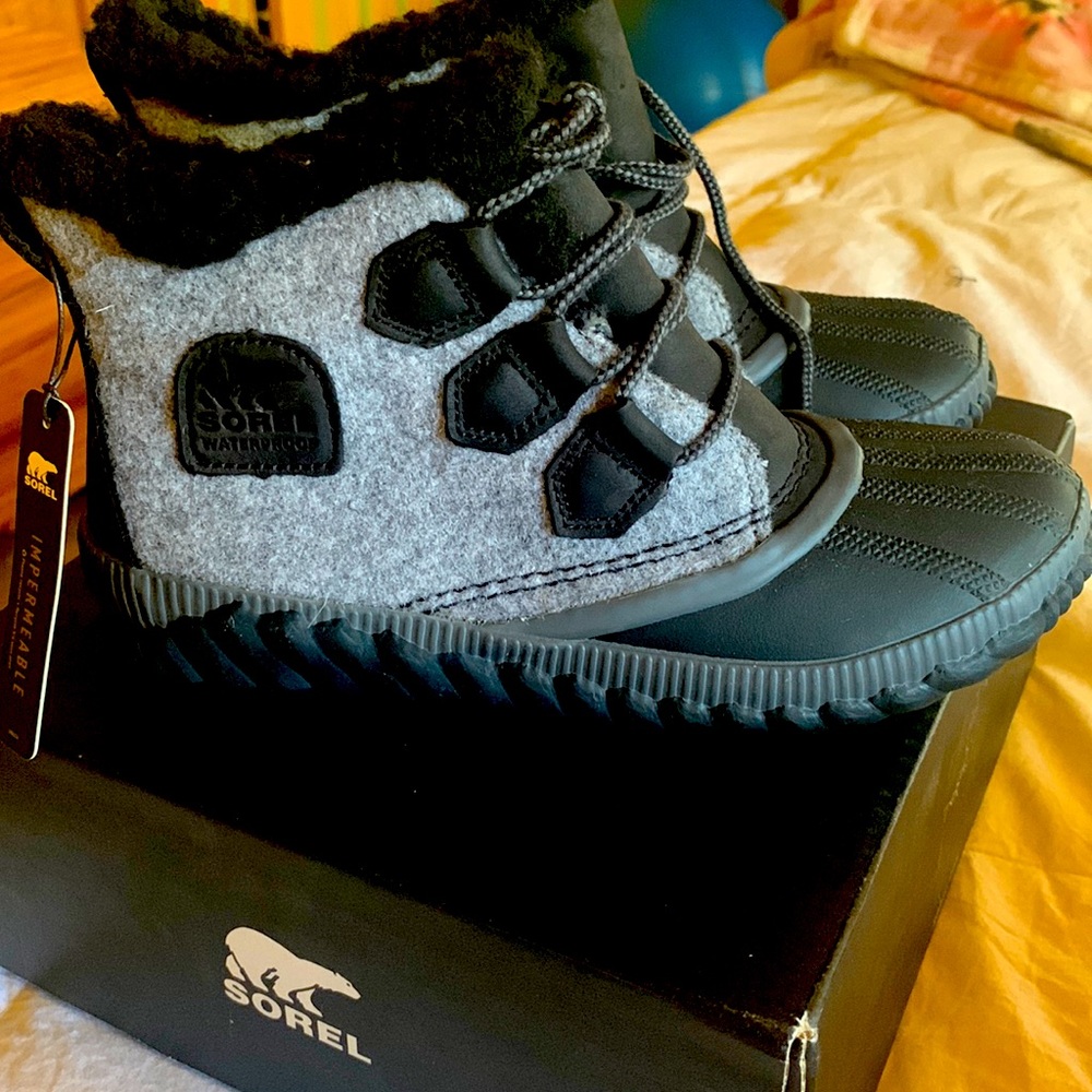 Sorel waterproof boots
